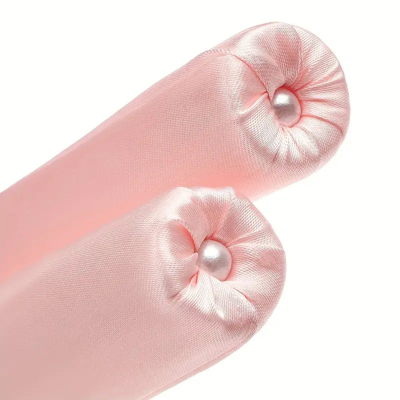 Minimalist Fabric Hair Curler with Bow – Christmas Hairstyling Accessory