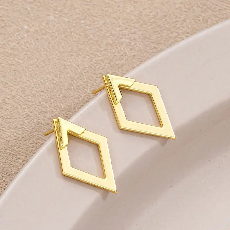 Geometric Line Stud Earrings – Minimalist Zinc Alloy Fashion for Women